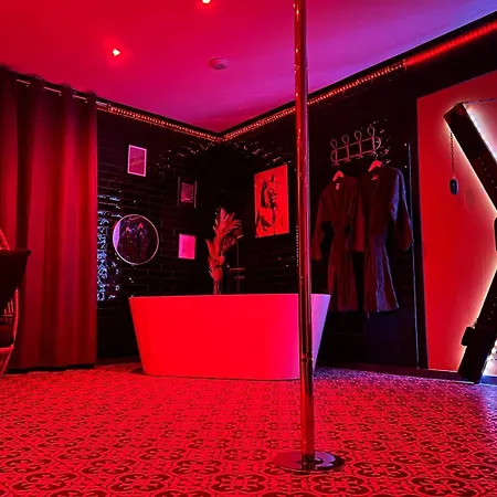 דירה Let's Play - Jeux A 4 - 1 Adresse - 1 Piece De Jeux - 2 *